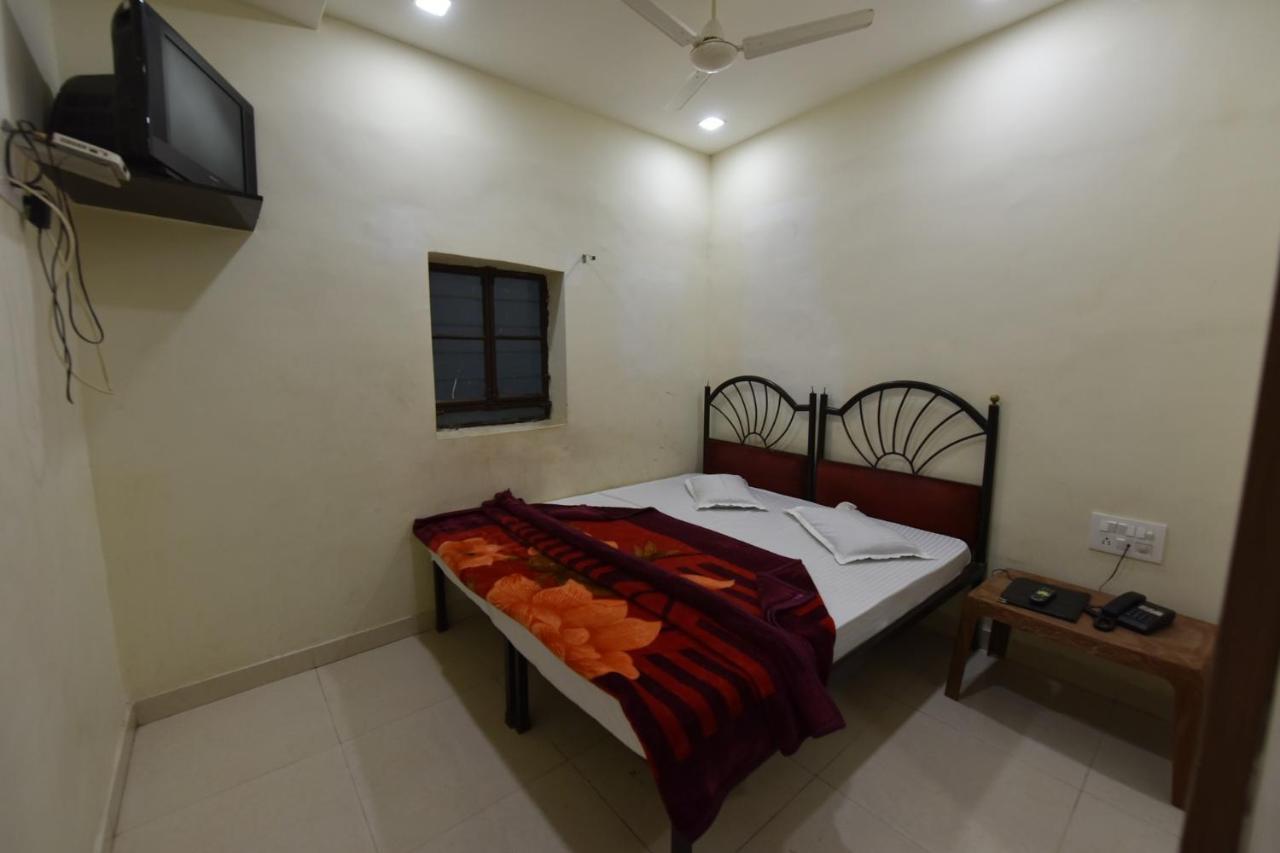 Baba Guest House Ajmer Eksteriør billede